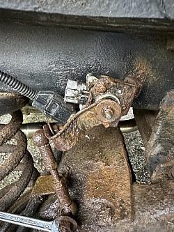 Headlight Level Adjuster Rusty & Bent