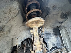 Front shocks were beyond saving - RUST RUST RUST